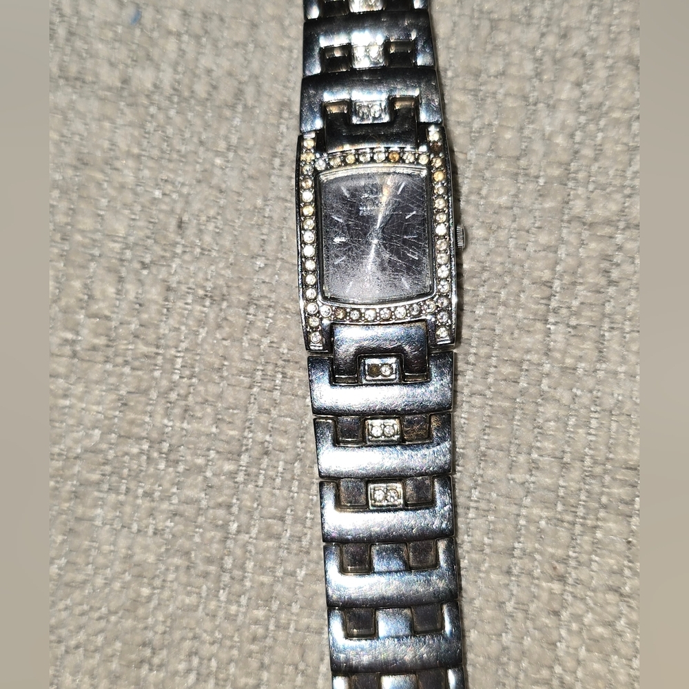 Citizen Watch Silvetone W Stones